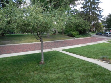 2415 Havenwood Dr S, Columbus, OH 43209 - photo 5