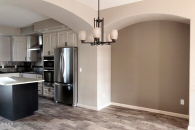 3205Diningkitchen