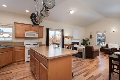 20683 Glen Falls Place, Bend, OR 97701 - photo 7