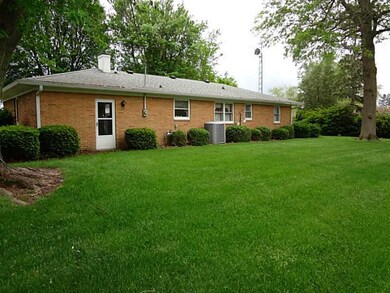 1390 W 300 S, Tipton, IN 46072 - photo 2