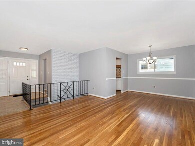 13518 Keating St, Rockville, MD 20853 - photo 3