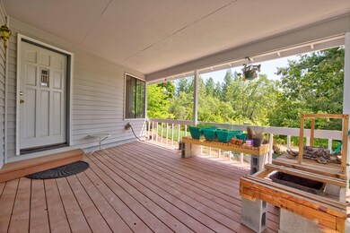 864 Peco Rd, Grants Pass, OR 97526 - photo 2