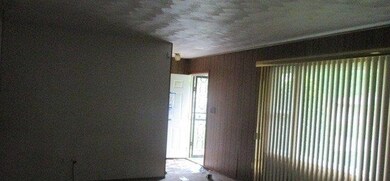 525 W 52nd Place, Merrillville, IN 46410 - photo 4