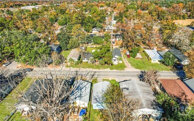 811A W 52nd St, Savannah, GA 31405 - photo 6