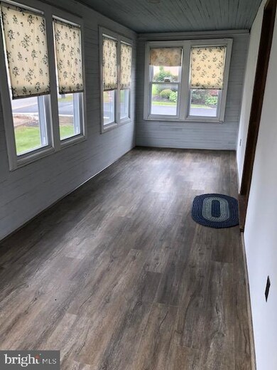 8 Tyrone Ave, New Castle, DE 19720 - photo 3