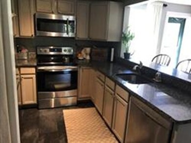 866 Pine Hill Rd unit YEAR ROUND, Westport, MA 02790 - photo 5