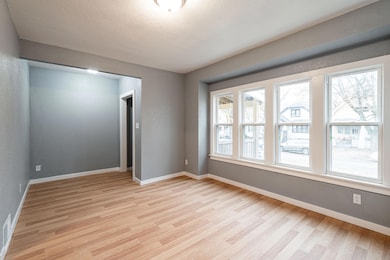 3607 N 19th St unit 3609, Milwaukee, WI 53206 - photo 2