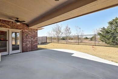 13401 Cobblestone Curve Rd, Oklahoma City, OK 73142 - photo 5