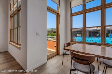 08_231_Robinson_Street_308008_mls