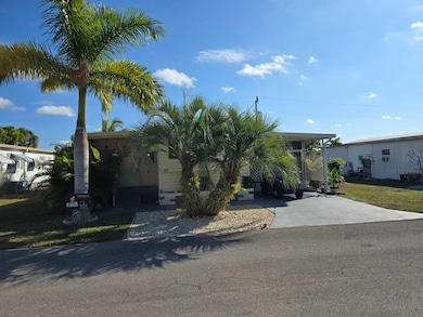 422 Zeeland St, North Fort Myers, FL 33903 - photo 2