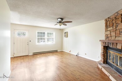 1824 N Charles 11