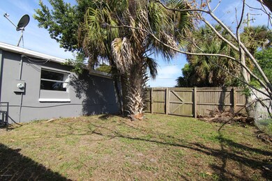 504 S Carolina Ave, Cocoa, FL 32922 - photo 4