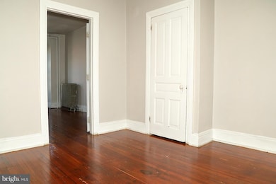 690 E Philadelphia St, York, PA 17403 - photo 4