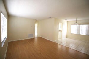 9754 Saddlebrook Dr, Boca Raton, FL 33496 - photo 6