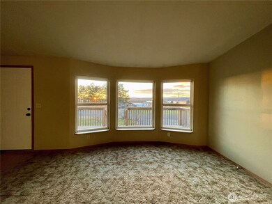 37585 Western Ave NE, Coulee City, WA 99115 - photo 6