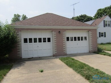 221 Pine Rd, Woodville, OH 43469 - photo 6