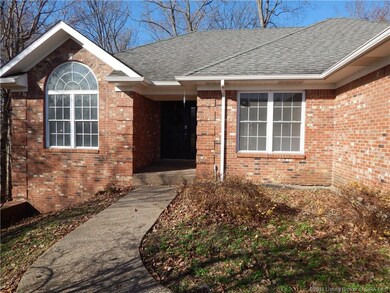4355 Country View Dr, Floyds Knobs, IN 47119 - photo 2