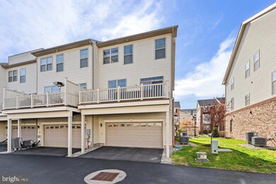 22472 Cambridgeport Square, Ashburn, VA 20148 - photo 3