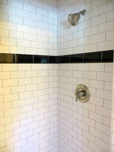 4027 N 38th Place, Phoenix, AZ 85018 - photo 4