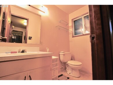 607 NW 12th Ave, Canby, OR 97013 - photo 7