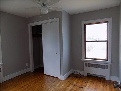 8 Gladding St, Bristol, RI 02809 - photo 6