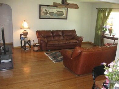 3448 Condit St, Highland, IN 46322 - photo 4