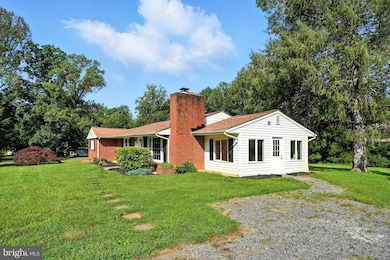 9377 General Winder Rd, Rapidan, VA 22733 - photo 4