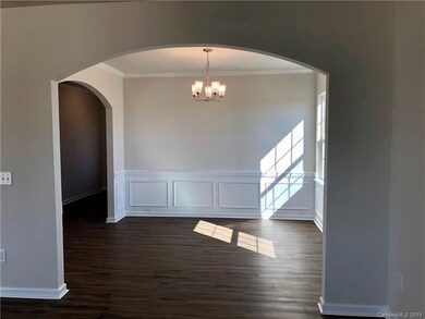 Formal dinning room