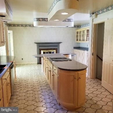 2 Helm Ct, Towson, MD 21286 - photo 7