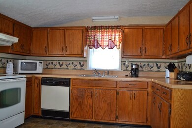 2469 Mosco Rd, Axton, VA 24054 - photo 4