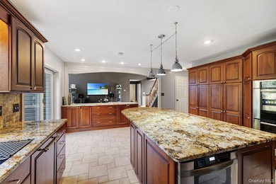 1010 Pine View, New Windsor, NY 12553 - photo 4