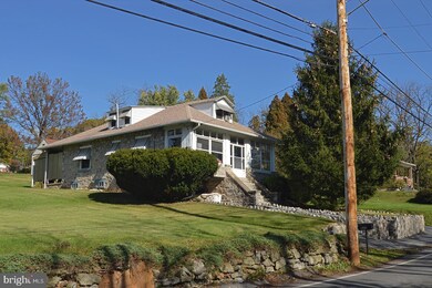 823 Leiszs Bridge Rd, Reading, PA 19605 - photo 2