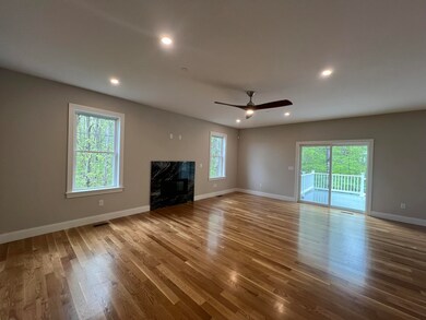 244 Sage Ln unit 32, Portsmouth, NH 03801 - photo 4