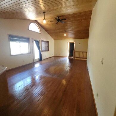nixon living rm