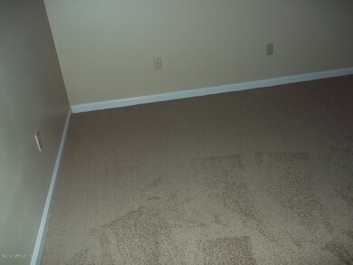 2454 Townsquare Dr, Jacksonville, FL 32216 - photo 5