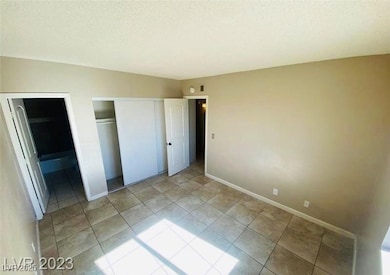 6928 Appleton Dr, Las Vegas, NV 89156 - photo 3