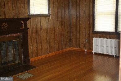 336 Crawford St, Strasburg, VA 22657 - photo 5