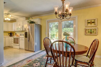 3410 Middle Sound Loop Rd-large-008-5-DS