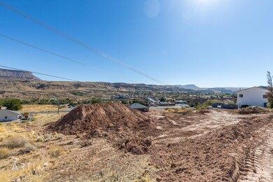 1715 S Chaparell Dr - JPeart (6 of 7)