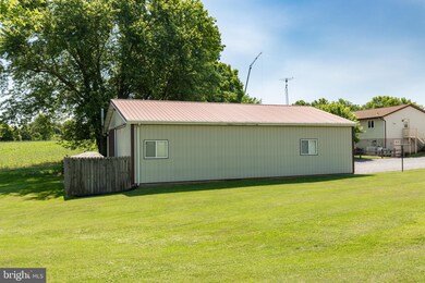 164 Westview Dr, Taneytown, MD 21787 - photo 4