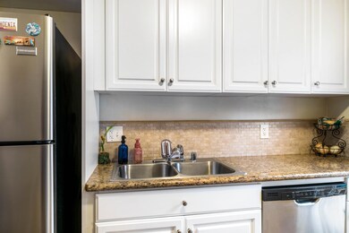 1015 2nd St, Redding, CA 96002 - photo 7