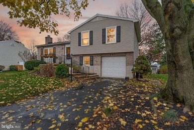 141 Summer Ln, Lititz, PA 17543 - photo 2