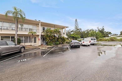 4154 56th St N unit 820, Kenneth City, FL 33709 - photo 2