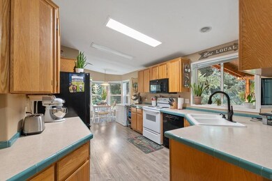 114 Connie Lou Lane Columbia