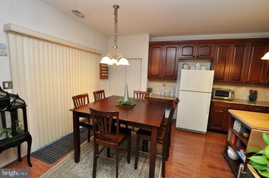 28 Chapel Hill Rd, Mount Laurel, NJ 08054 - photo 7