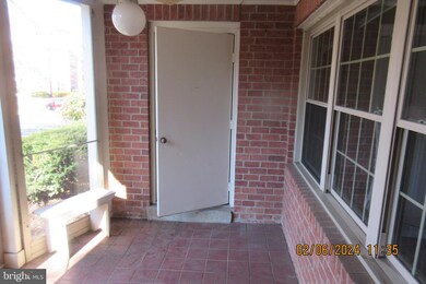 802 Amber Tree Ct unit 101, Gaithersburg, MD 20878 - photo 5