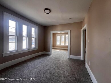 1102 Dartmouth St, Scranton, PA 18504 - photo 6
