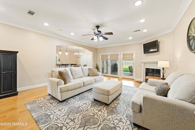 302 Riverside Dr, Berwick, LA 70342 - photo 5