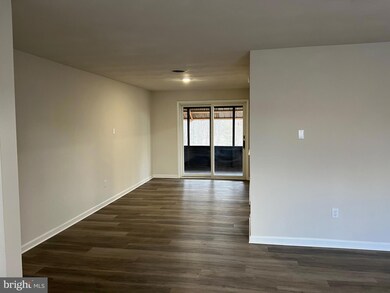 277 Briarwood Cir unit 1, Berkeley Springs, WV 25411 - photo 4