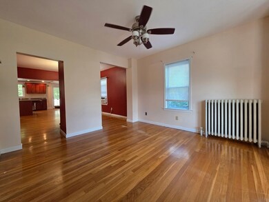 74 Campbell St, Woburn, MA 01801 - photo 7